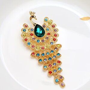 Peacock Brooch Rhinestones LARGE Dangle Hollywood Glam Colorful Stunning Bold